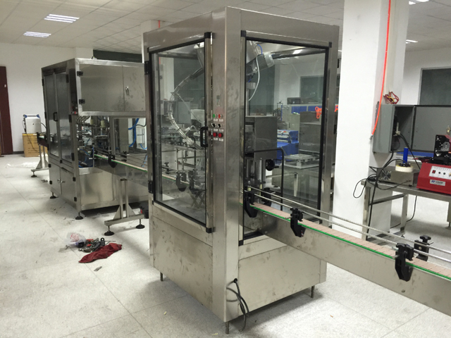 kosketusnäyttö täyttökoneille.jpg