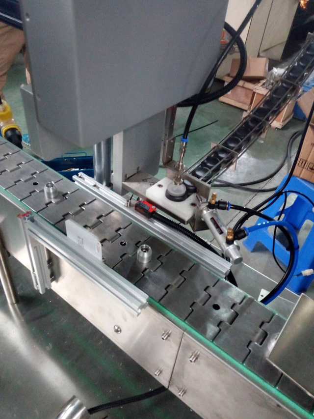 caps robotti ruokinta images.jpg