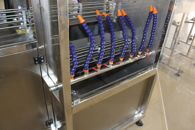 Tölkkien pesukone (2).JPG