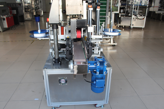 kaksipuolinen tarrakirjoitin (3).JPG