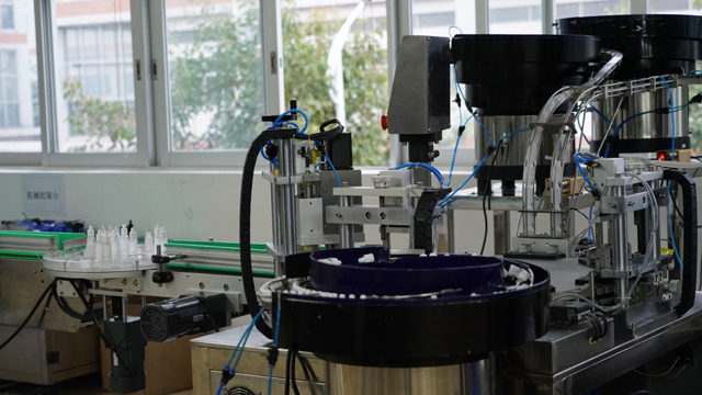 täyttökorkki etiketti kuvat.jpg