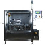 Automaattinen esisteriloidun ruiskuruiskun täyttötulppa sulkeva kone