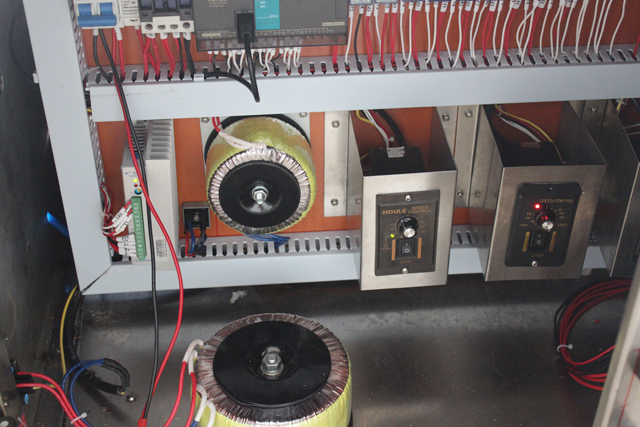 sisäinen kone electronic.jpg