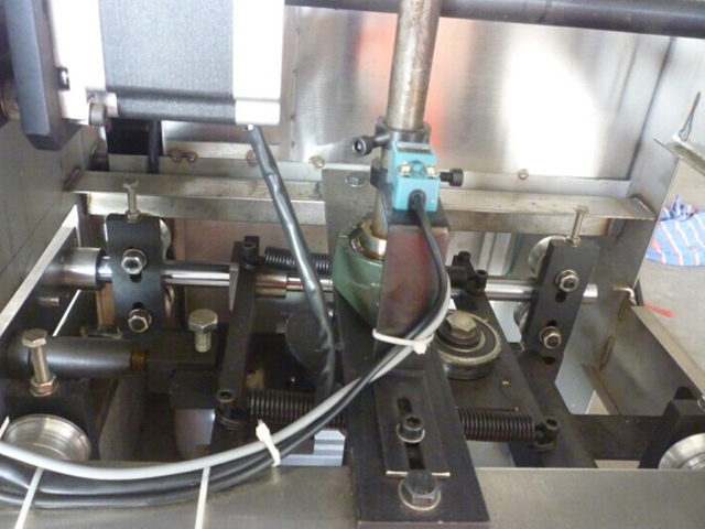 Ruostumaton teräsrunko pakkauskoneille.jpg