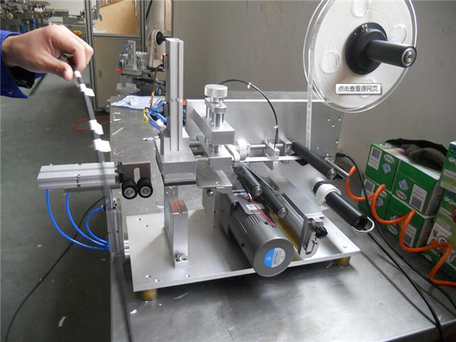 standard exporting packing for customer pakkaus puinen kotelo kutistetunneliin.jpg