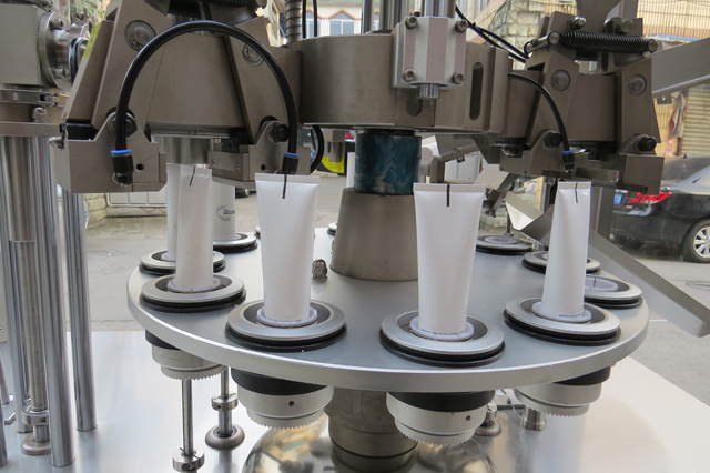 putken täyteaine sealer line.jpg