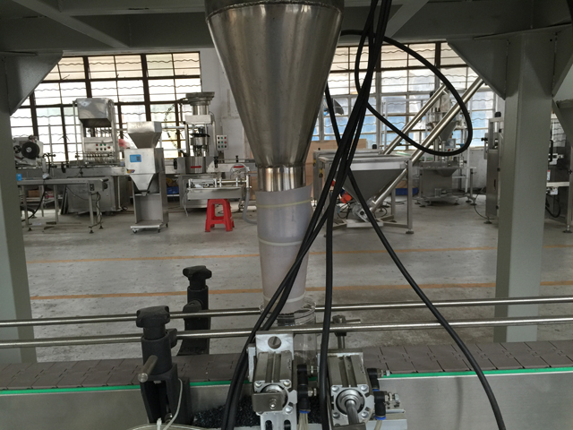 rakeiden täyttösuuttimet filler.jpg