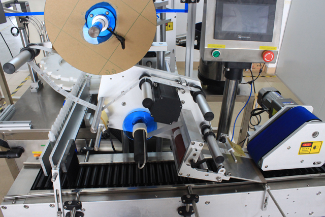 synkroninen hihna pullojen pyörittämiseen.jpg