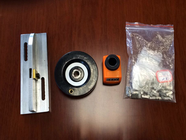 cutter mould for ultrasonic sealing machine MOULD&CUTTER ultraääniputkien tiivistyskoneeseen (1).jpg