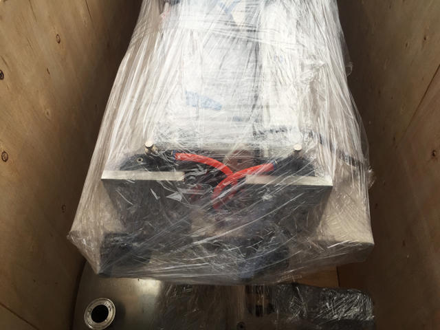 puinen kotelo täyttökoneelle toimitus lentoliikenteen kautta (7).JP