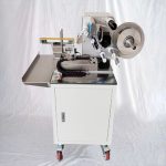 Puoliautomaattinen lipputarra-applikaattori koiranluun lemmikkieläinten ruoan pakkaamiseen