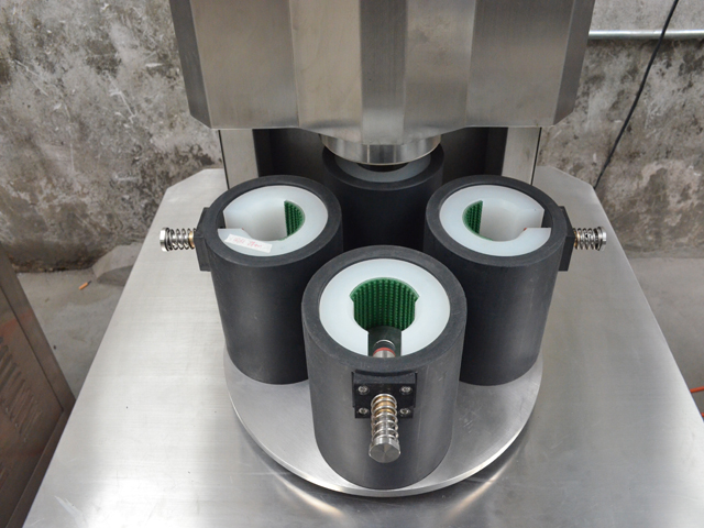 muotti purkkien sulkemiseen.jpg