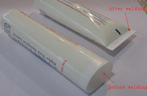 welding samples by ultrasonic tube sealer hitsausnäytteitä ultraääniputken sealerillä.jpg