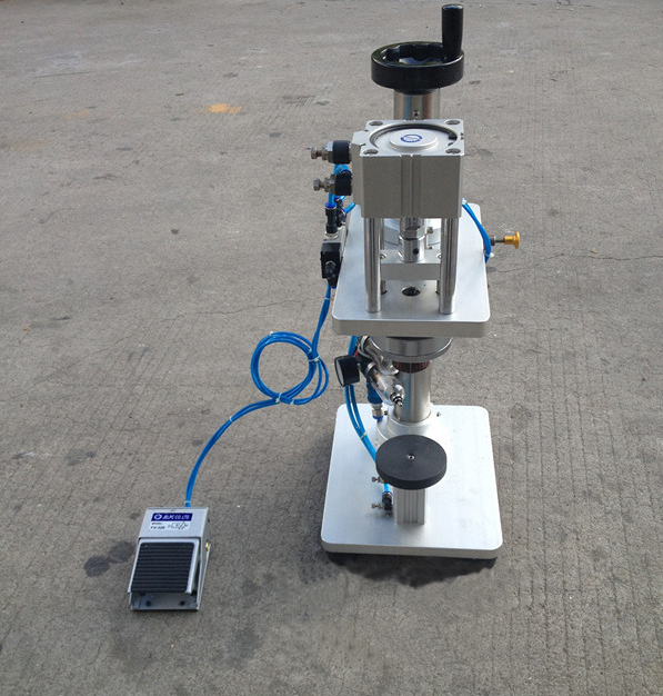 perfume pneumatic crimper equipments hajuvesi pneumaattinen crimper.jpg