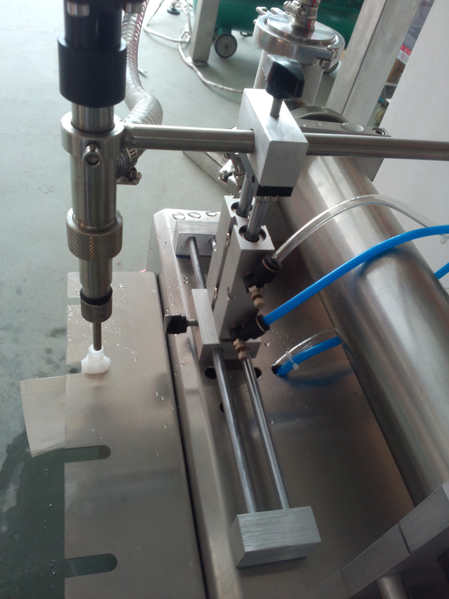 ruostumaton teräs koneille.jpg