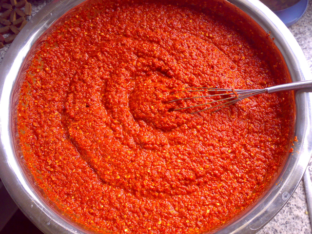 tomato sauce for filling Pippurikastike.jpg