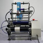 Puoliautomaattiset pyöreät pullot ruiskupullojen etiketöintikone