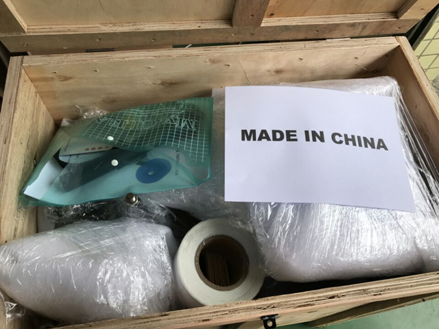 wooden case packaging for labeling machine puukotelopakkaukset etiketöintikoneille.jpg