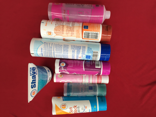 putkinäytteet ultraäänisulkukoneeseen.jpg