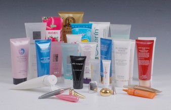 various tubes suitable for the filling sealing machines Muoviputkien täyttö- ja sulkemiskone.jpg